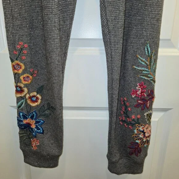 Johnny Was Waffle Knit Metallic Joggers - Picture 3 of 8